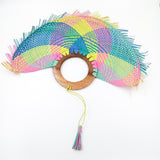 Abanico jipijapa grande multicolor con madera de tzalam Abanico jipijapa grande multicolor con madera de tzalam