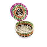 Alajeros tejidos a mano en palma Alajeros tejidos a mano en palma