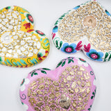 Corazón Grande con Milagritos y flores pintadas Corazón Grande con Milagritos y flores pintadas