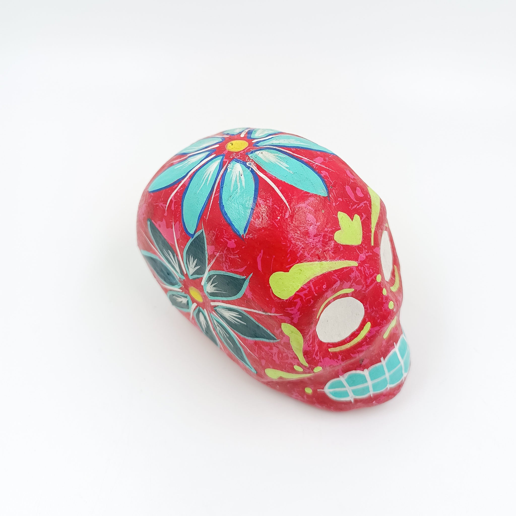 Cráneos de calaverita hechos de cartón Cráneos de calaverita hechos de cartón