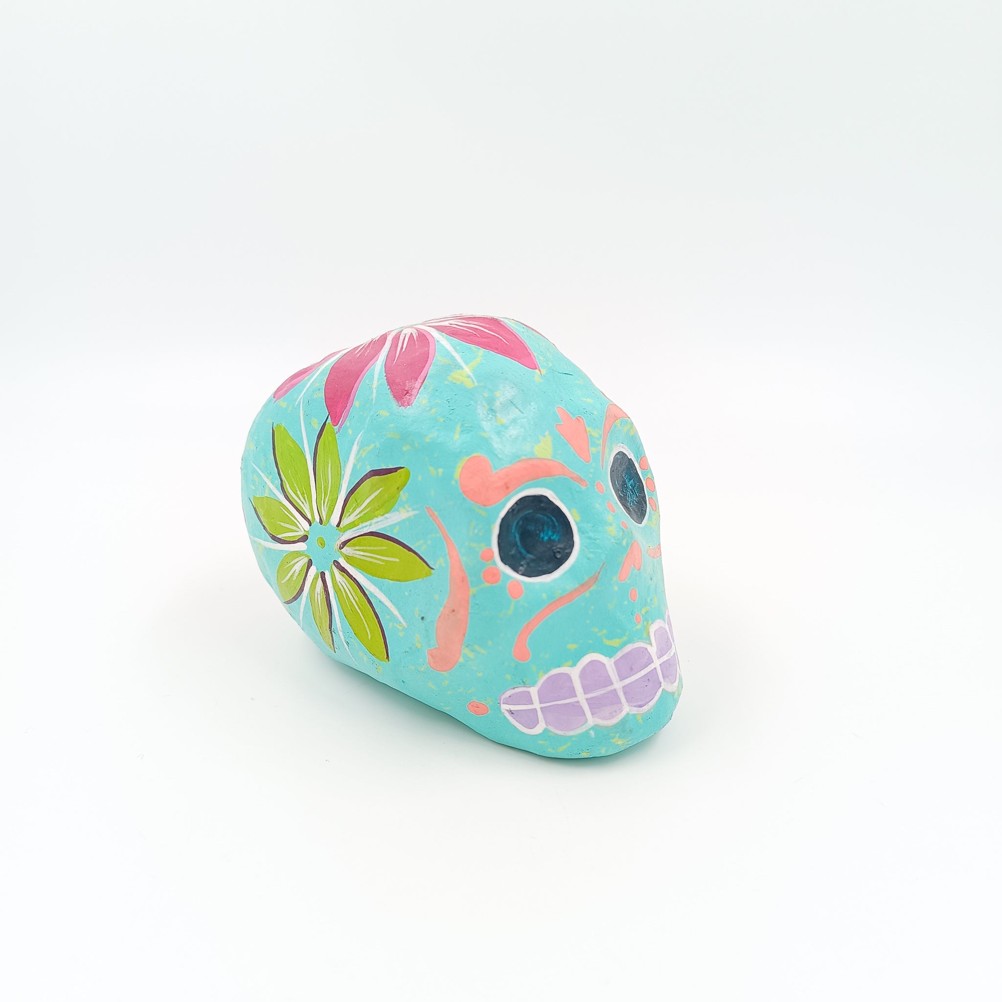 Cráneos de calaverita hechos de cartón Cráneos de calaverita hechos de cartón