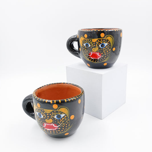 Tazas para espresso de barro y diseño de jaguar - set de dos