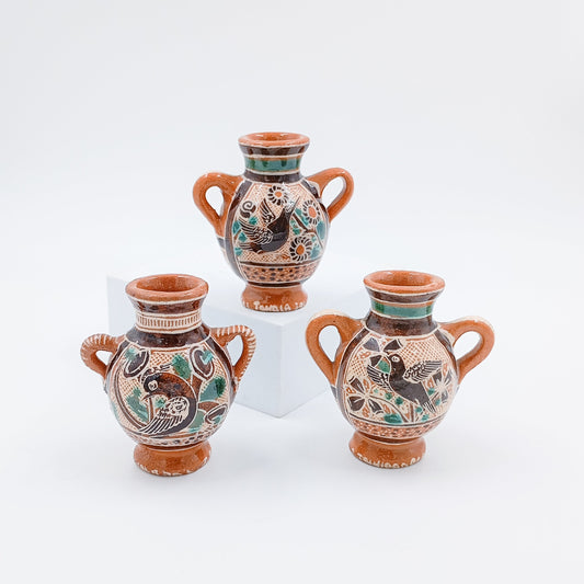 Mini florero de barro bruñido Tonalá – Colección de José Trinidad Bernabé Jalisco