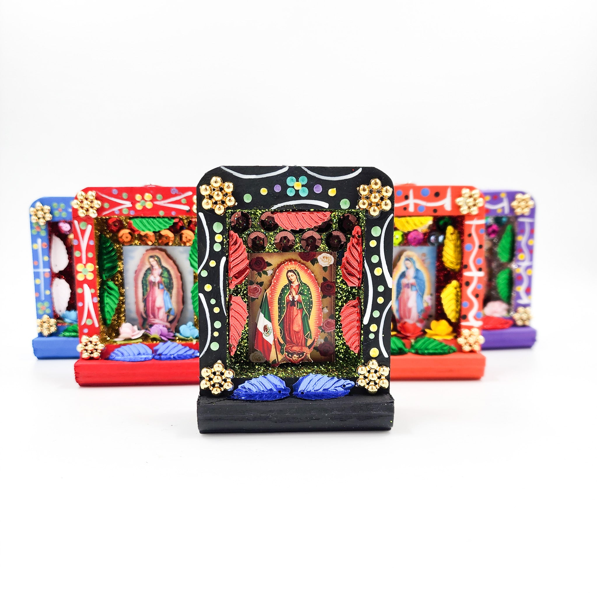 Nicho Virgen — Arte popular kitsch Nicho Virgen — Arte popular kitsch
