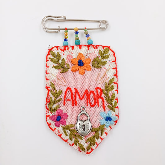 Pin amuleto Milagrito