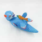 Alebrije de nutria azul con pececito