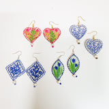 Aretes bordados a mano