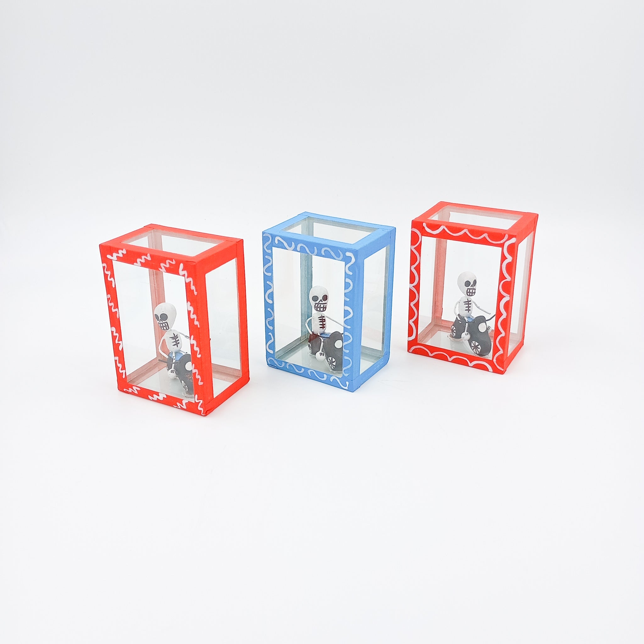 Couple skull box