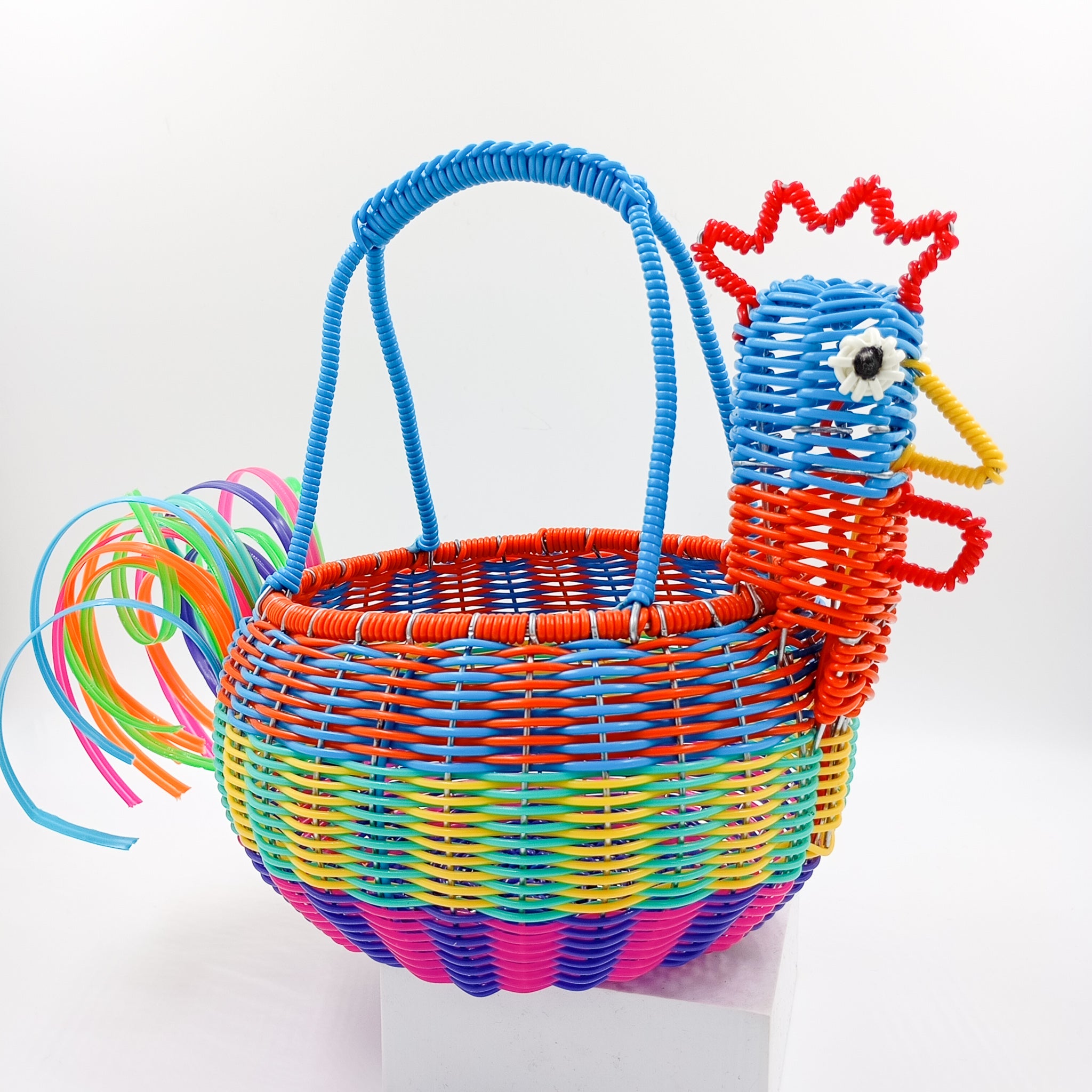 Popotillo chickens in different colors