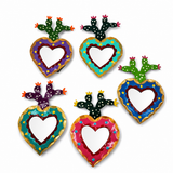 Corazón Milagrito con nopal y espejo de hojalata