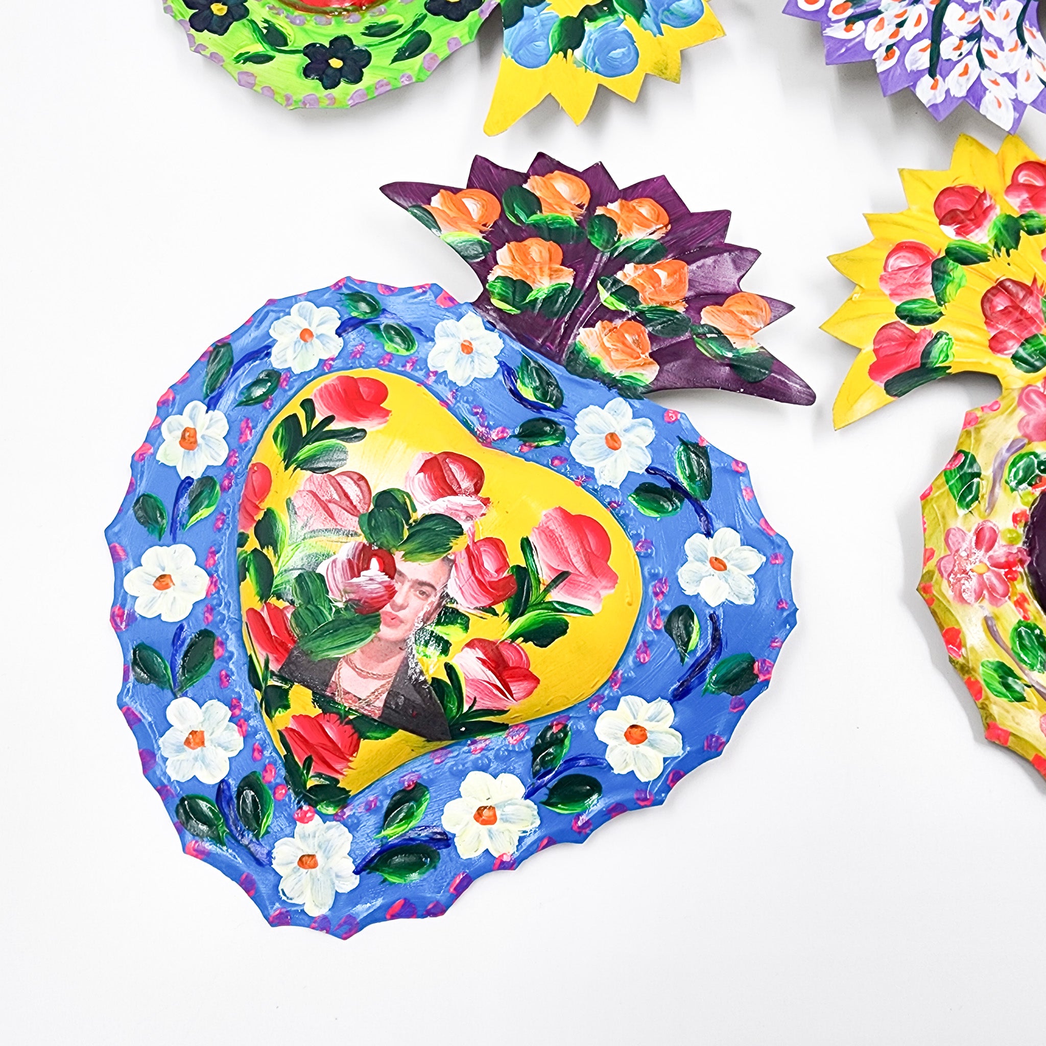 Frida Kahlo tin heart