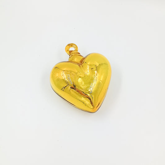 Corazones metálicos de vidrio soplado