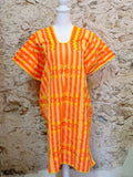 Huipil artesanal de Oaxaca - naranja y amarillo neón con estrellas