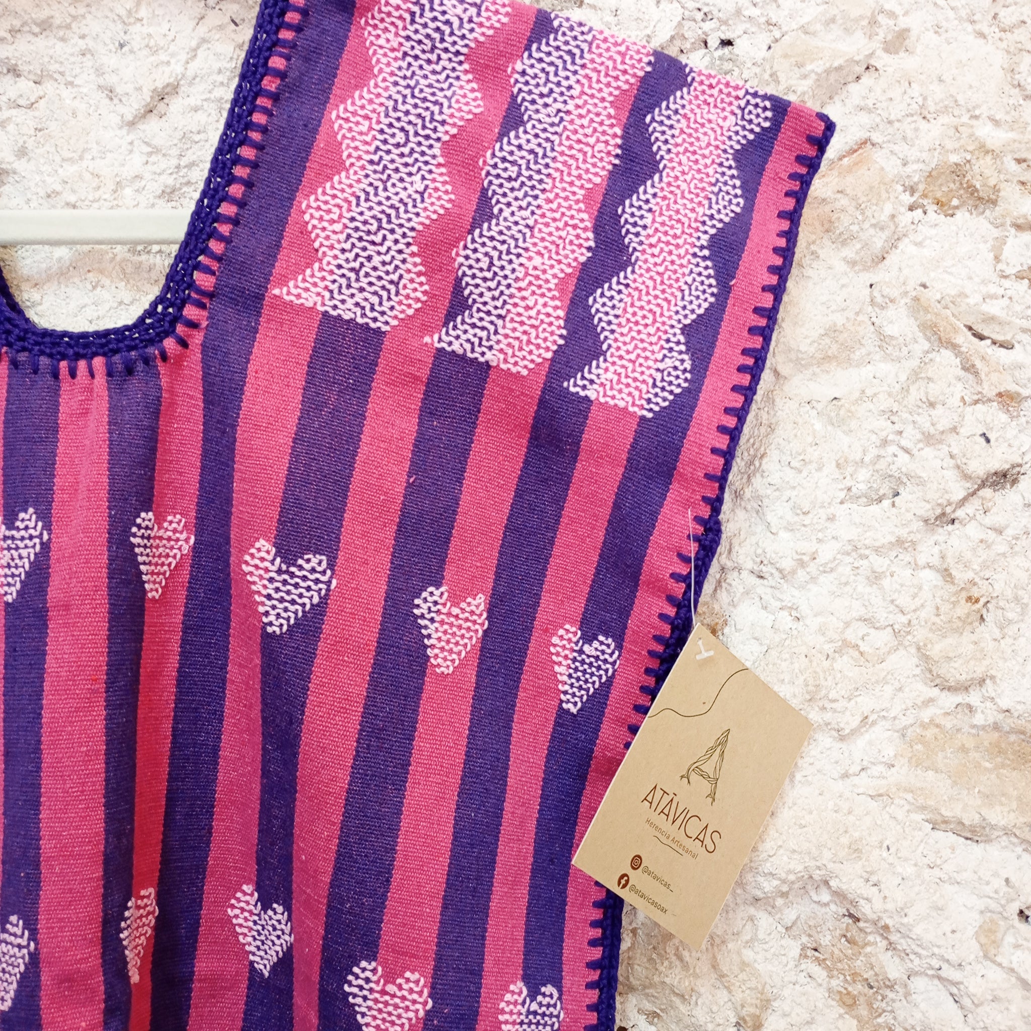 Huipil de Oaxaca - para niña color morado y rosa con corazones