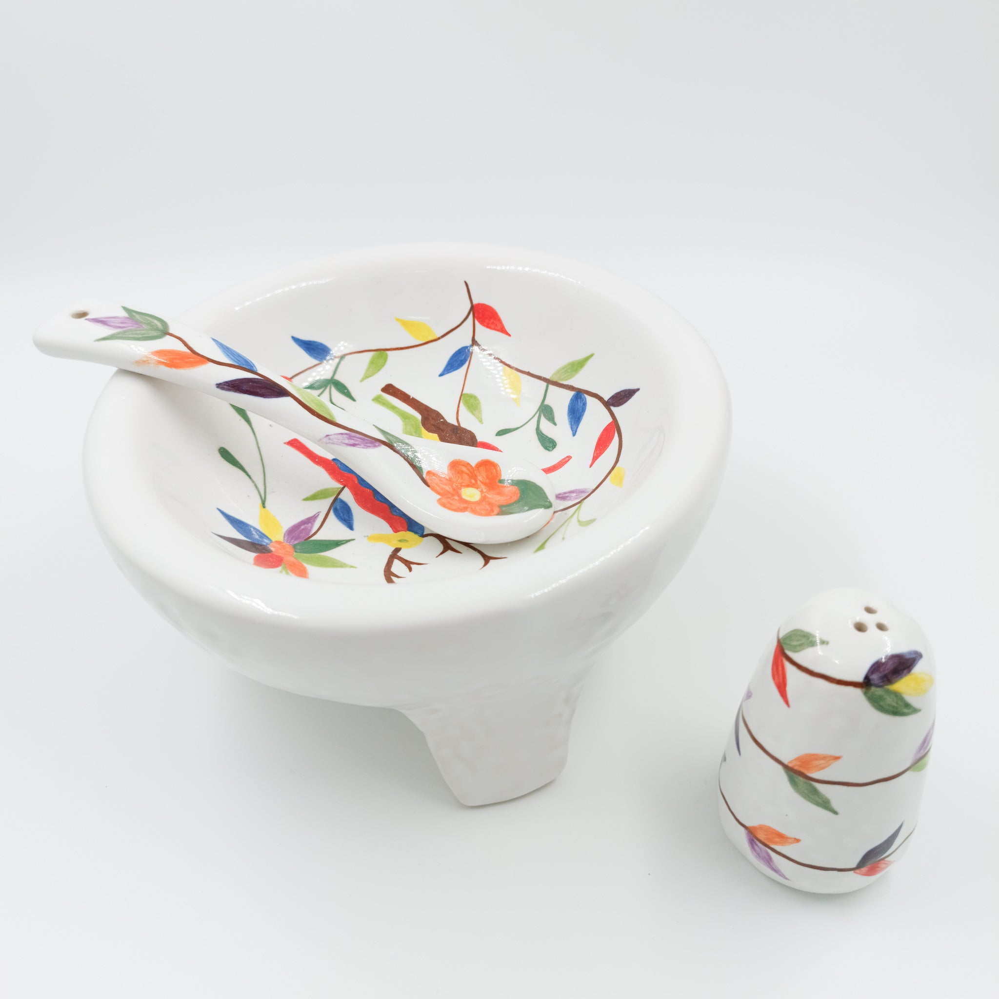 Set de molcajete con cucharita y salero en cerámica con detalle Otomí