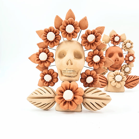 Ofrendas de barro con técnica pastillaje