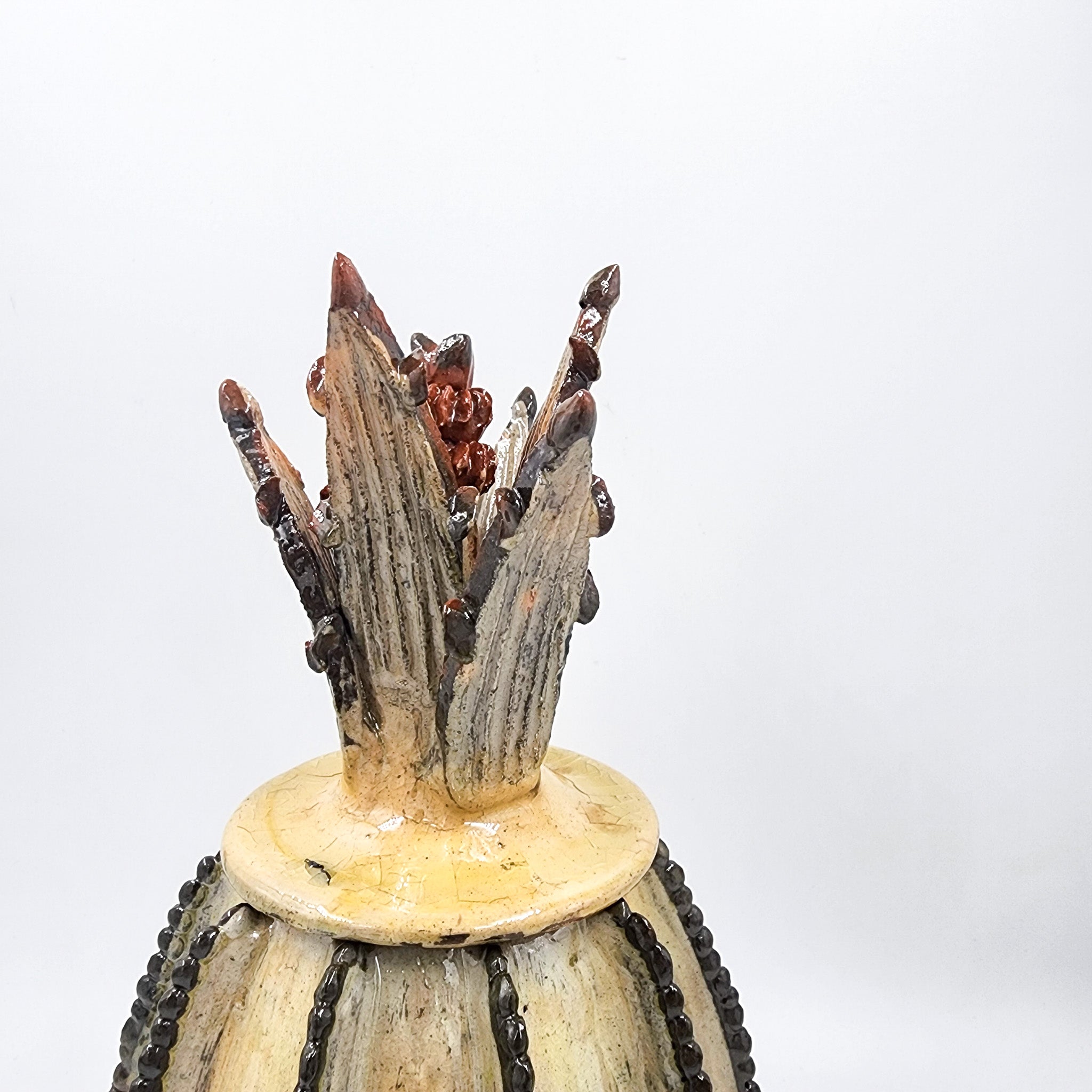 Piña de barro vidriado - Beige