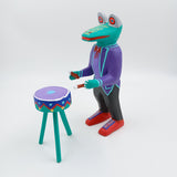 Alebrije rana con tambor - San Martín Tilcajete