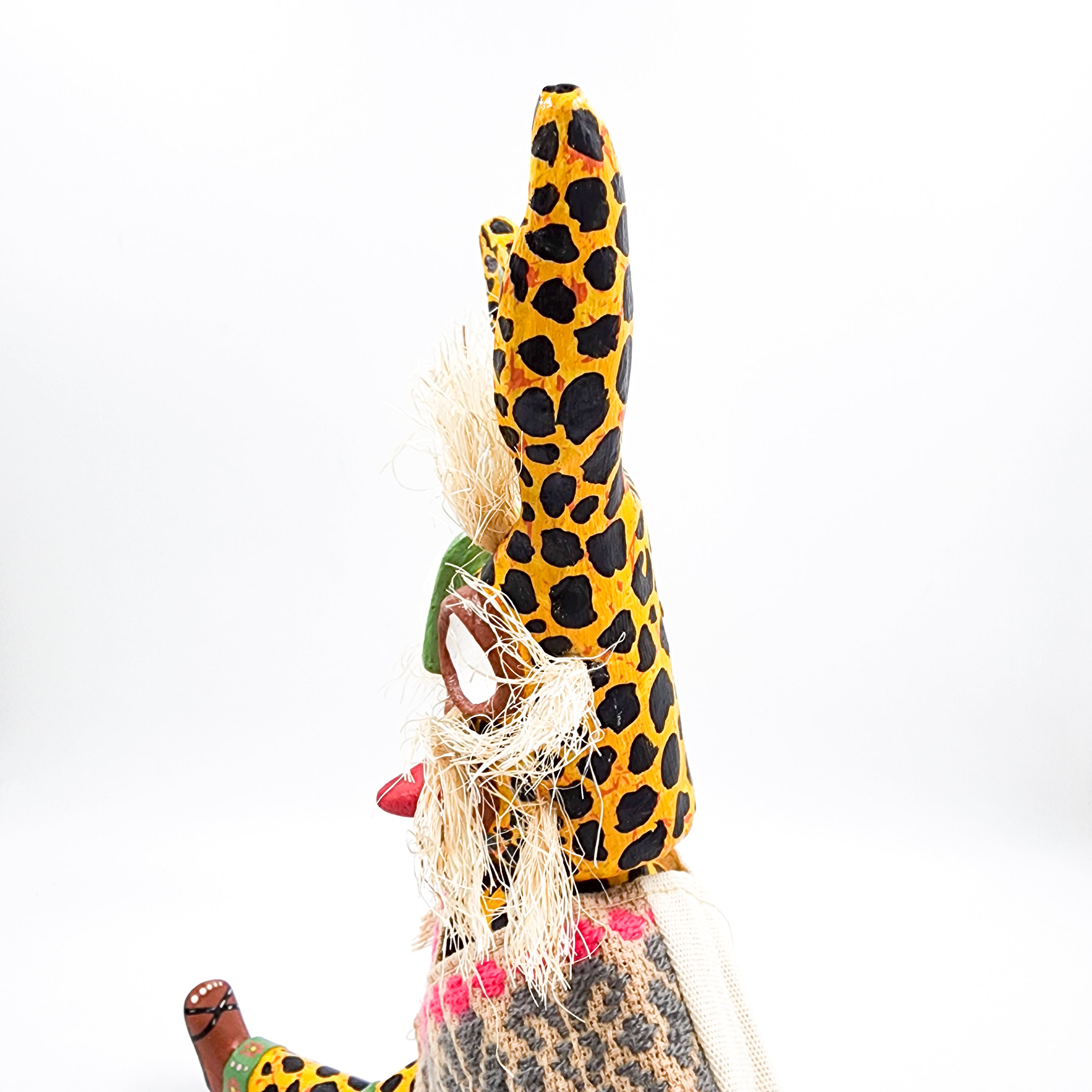Yellow articulated cardboard Tecuán