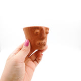 Vasito tequilero con carita de barro de Oaxaca