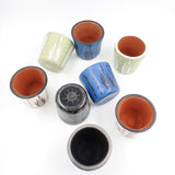 Set de dos vasos cocteleros en barro bruñido