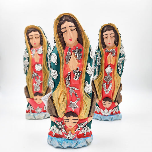 Virgen de Guadalupe con milagros
