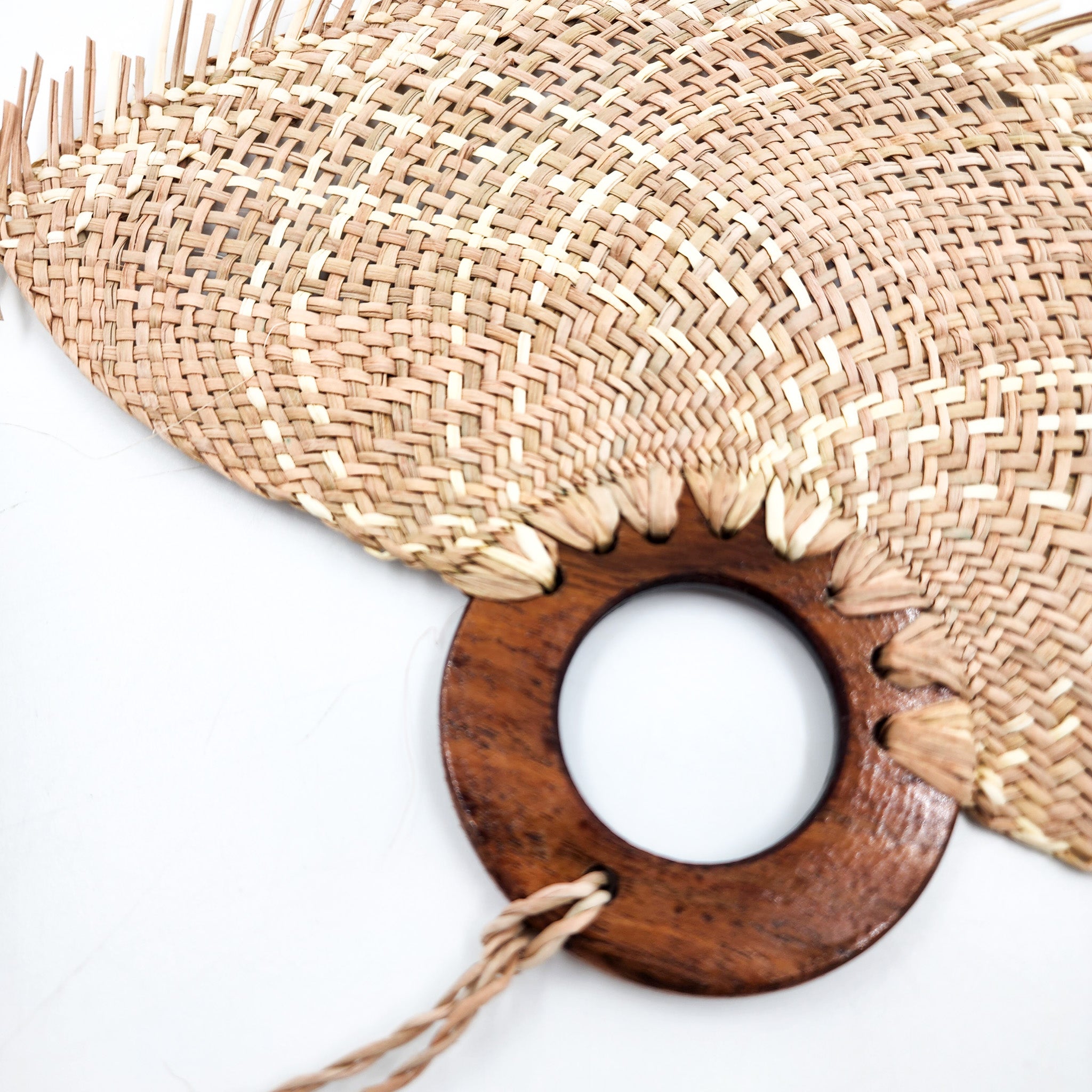 Small jipijapa fan with tzalam wood handle