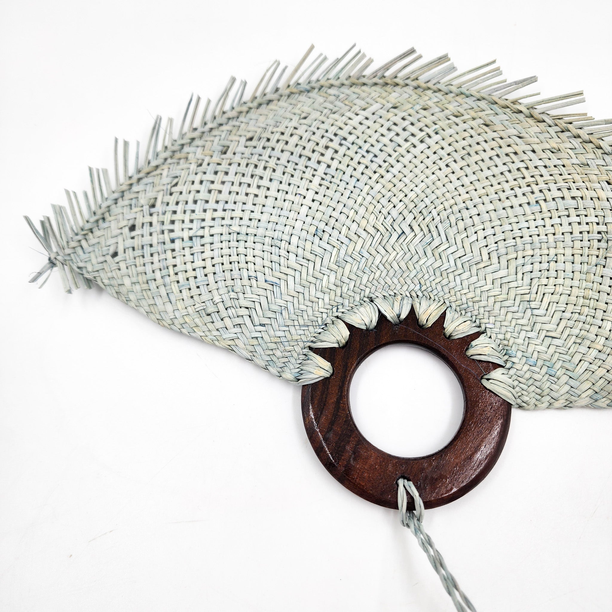 Small jipijapa fan with tzalam wood handle