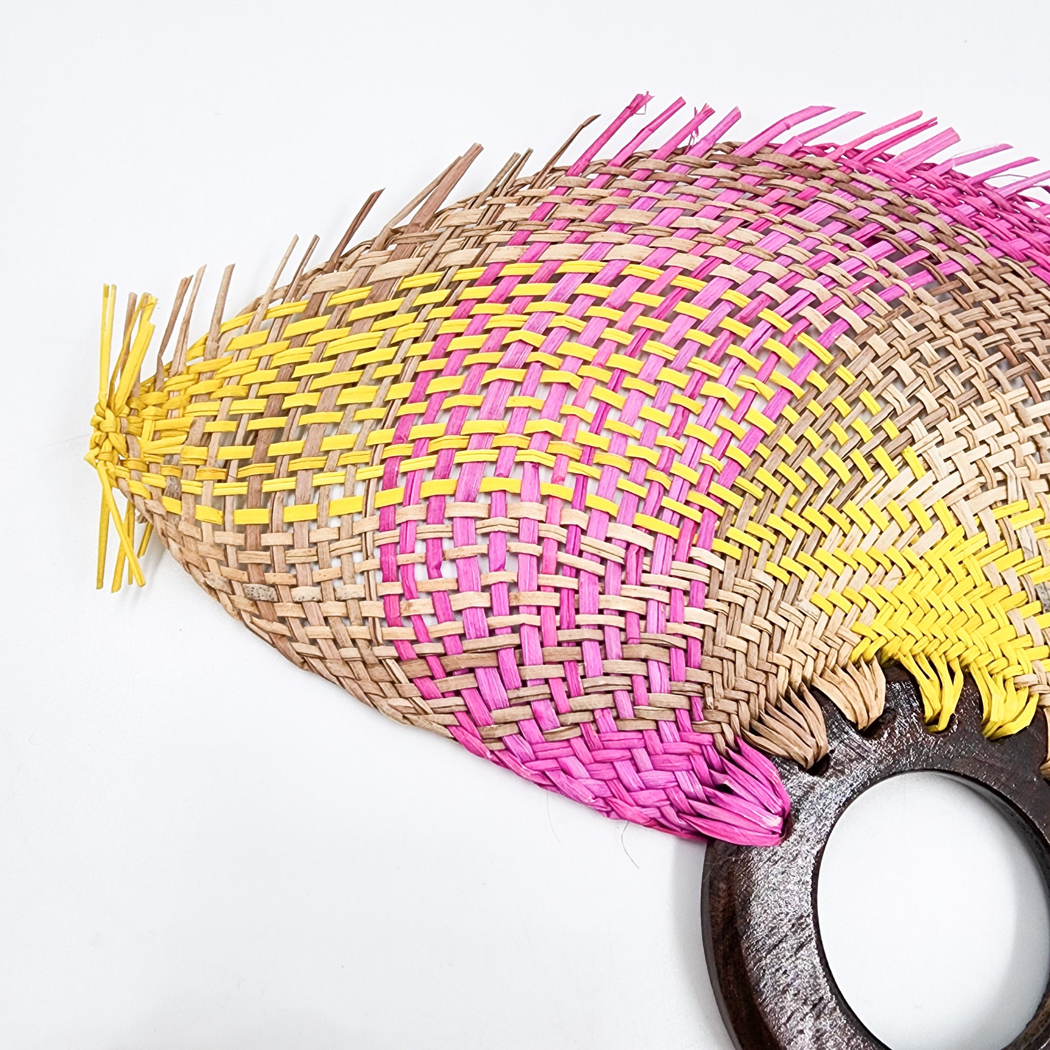 Abanico jipijapa chico con mango de madera de tzalam