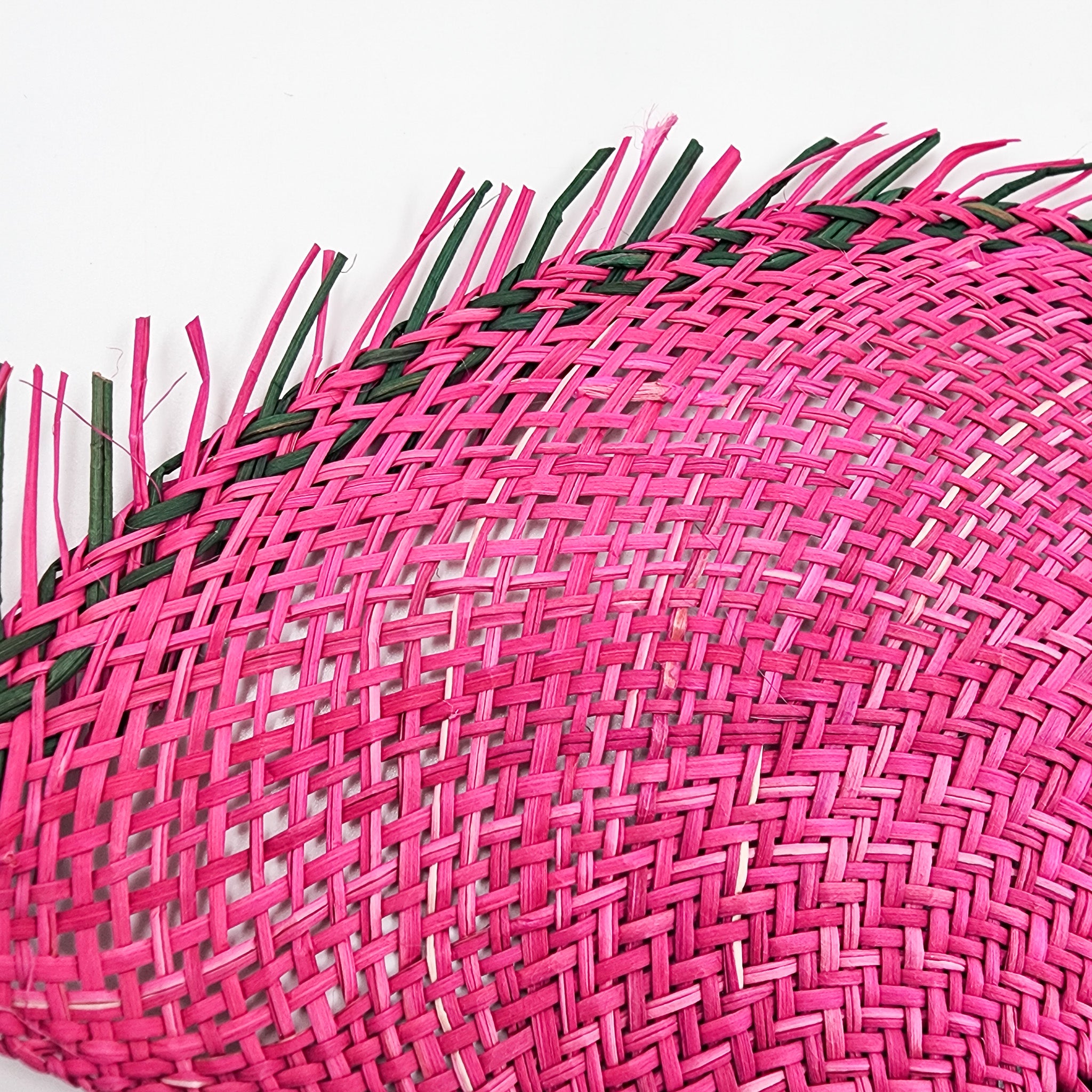 Abanico jipijapa chico con mango de madera de tzalam