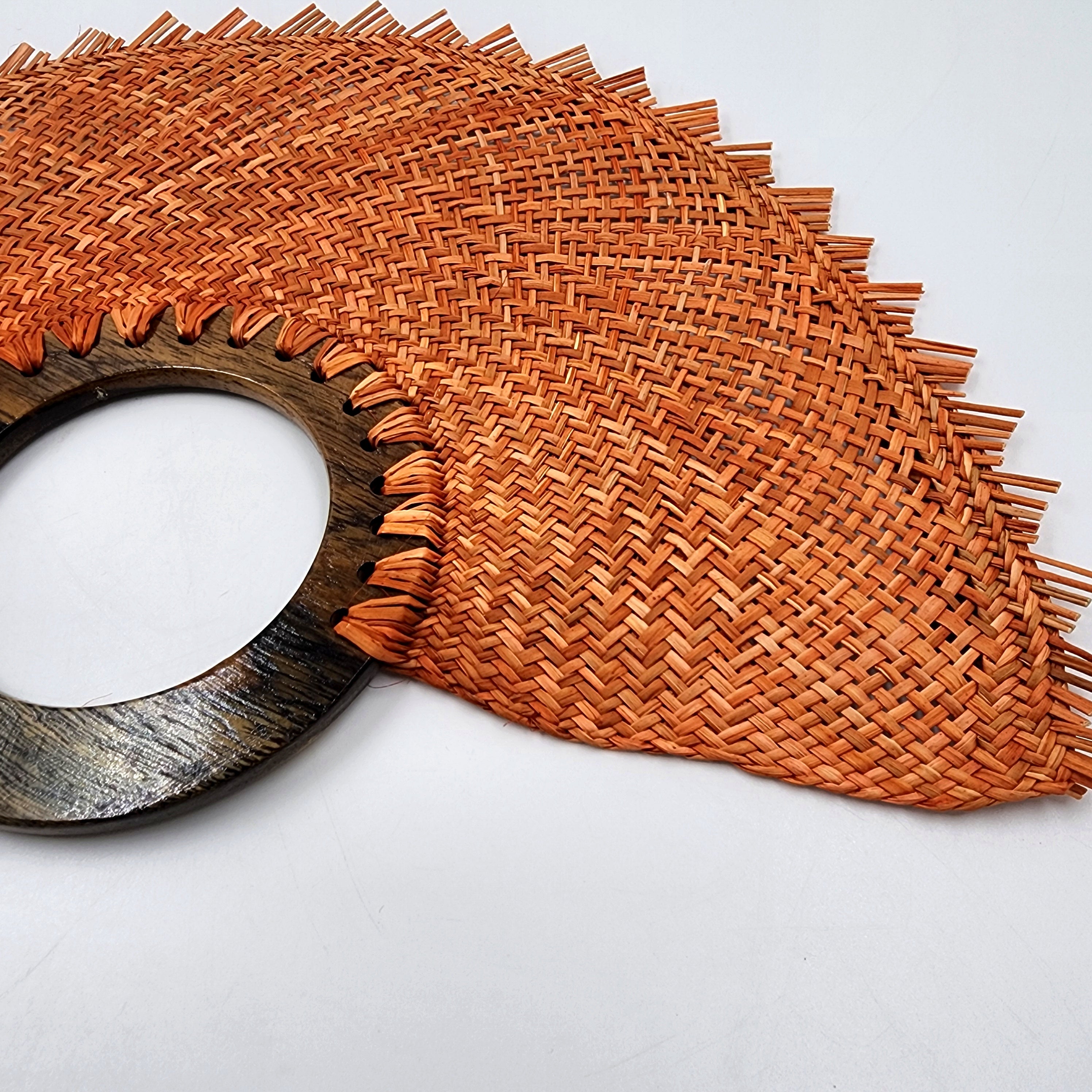 Abanico jipijapa grande naranja con madera de tzalam