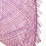 Abanico artesanal de jipijapa con tinte natural