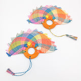 Abanico chico de jipijapa multicolor con madera de tzalam