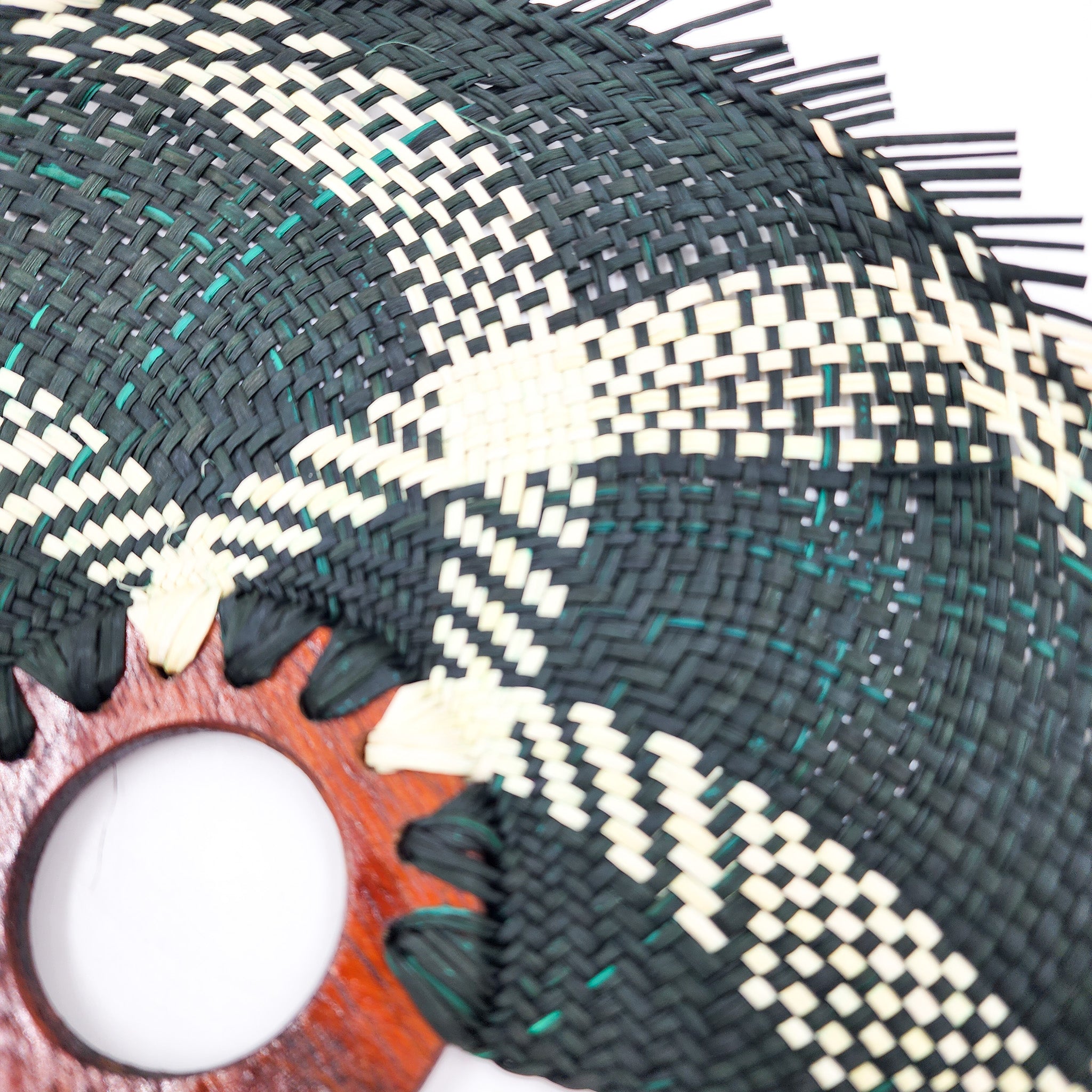 Small jipijapa fan with tzalam wood handle