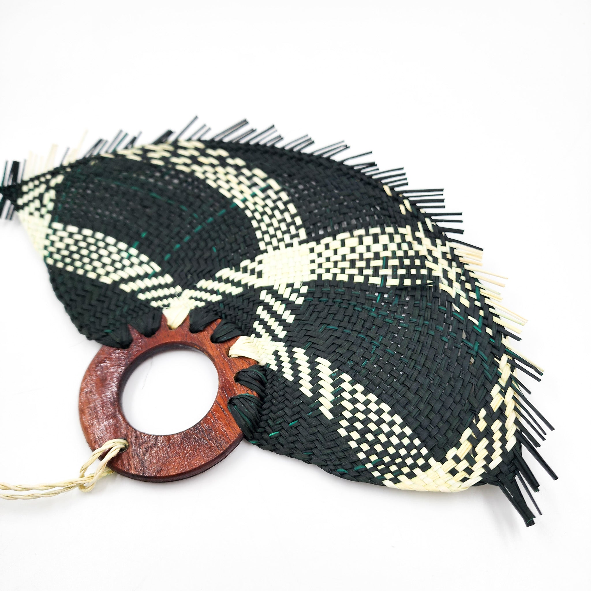 Small jipijapa fan with tzalam wood handle