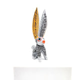 Conejo tallado en madera