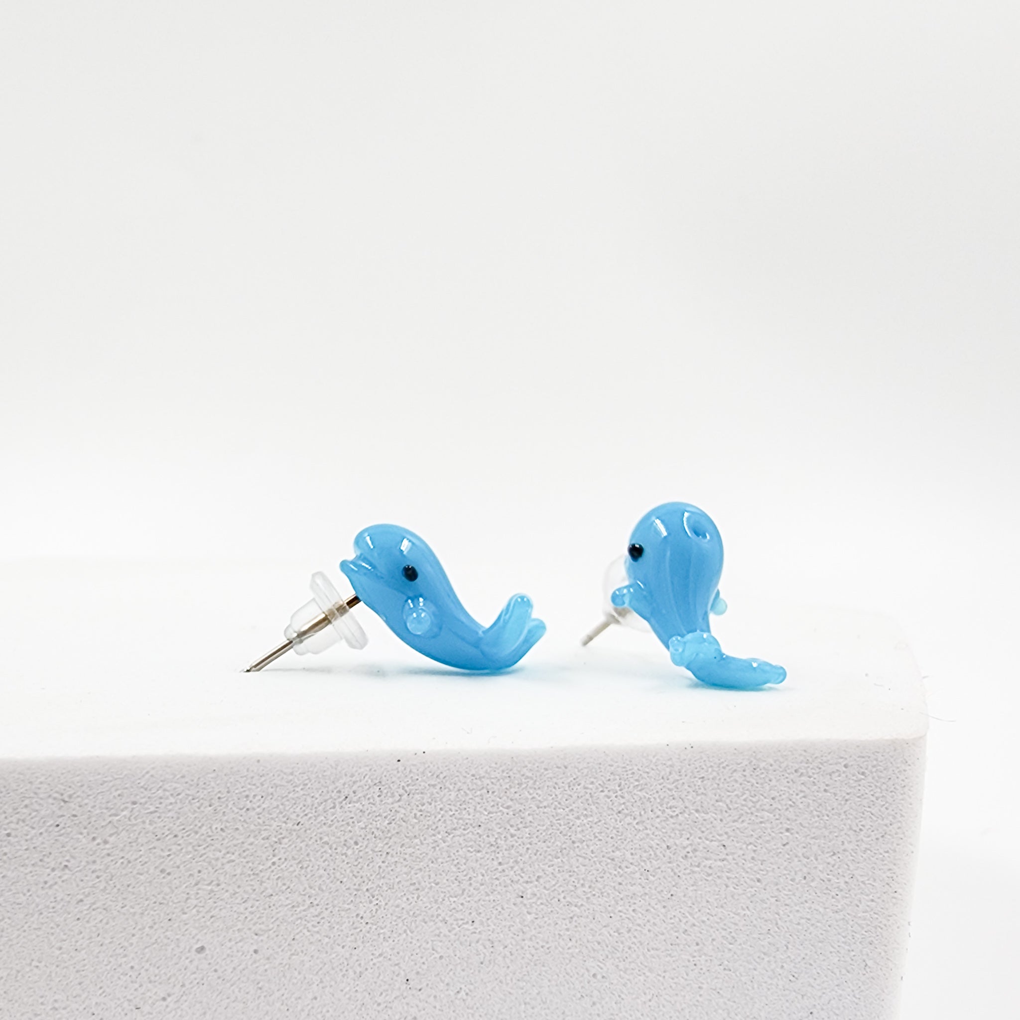 Aretes artesanales de vidrio soplado – diseños inspirados en la naturaleza