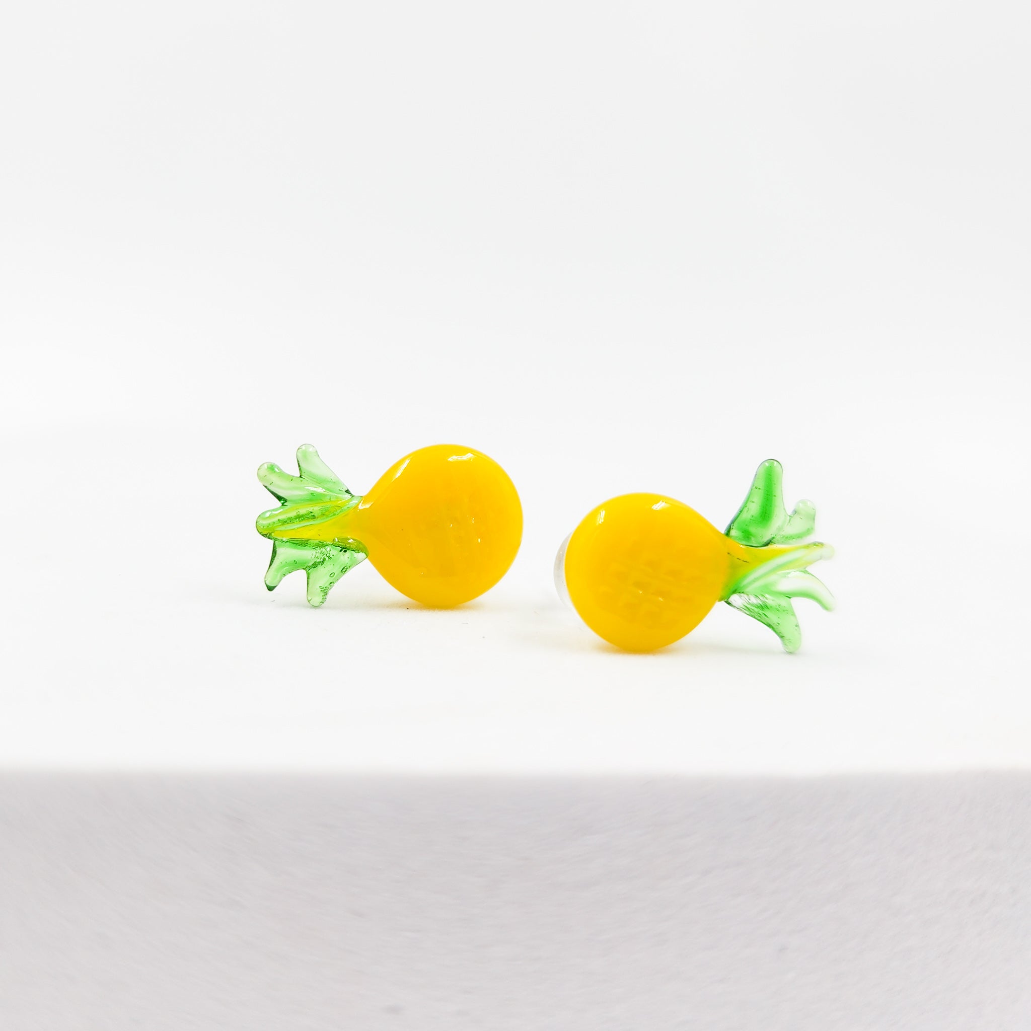 Aretes artesanales de vidrio soplado – diseños inspirados en la naturaleza