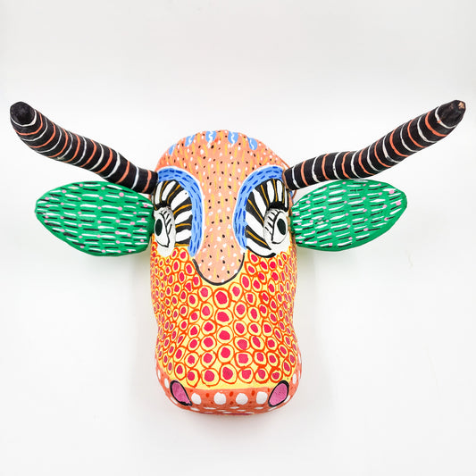 Máscara de toro de madera Ocumicho