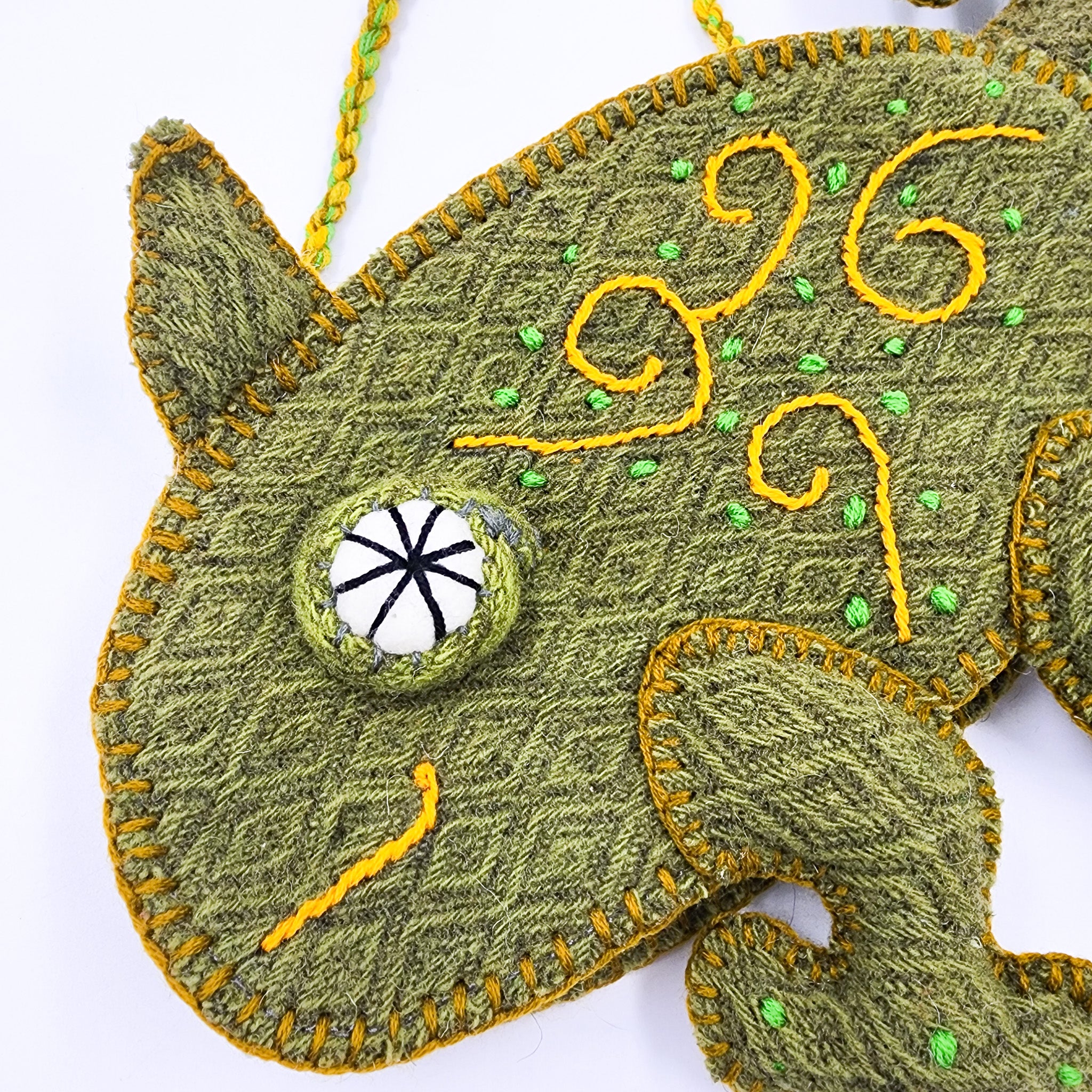 Handmade "Chameleon" wool bag