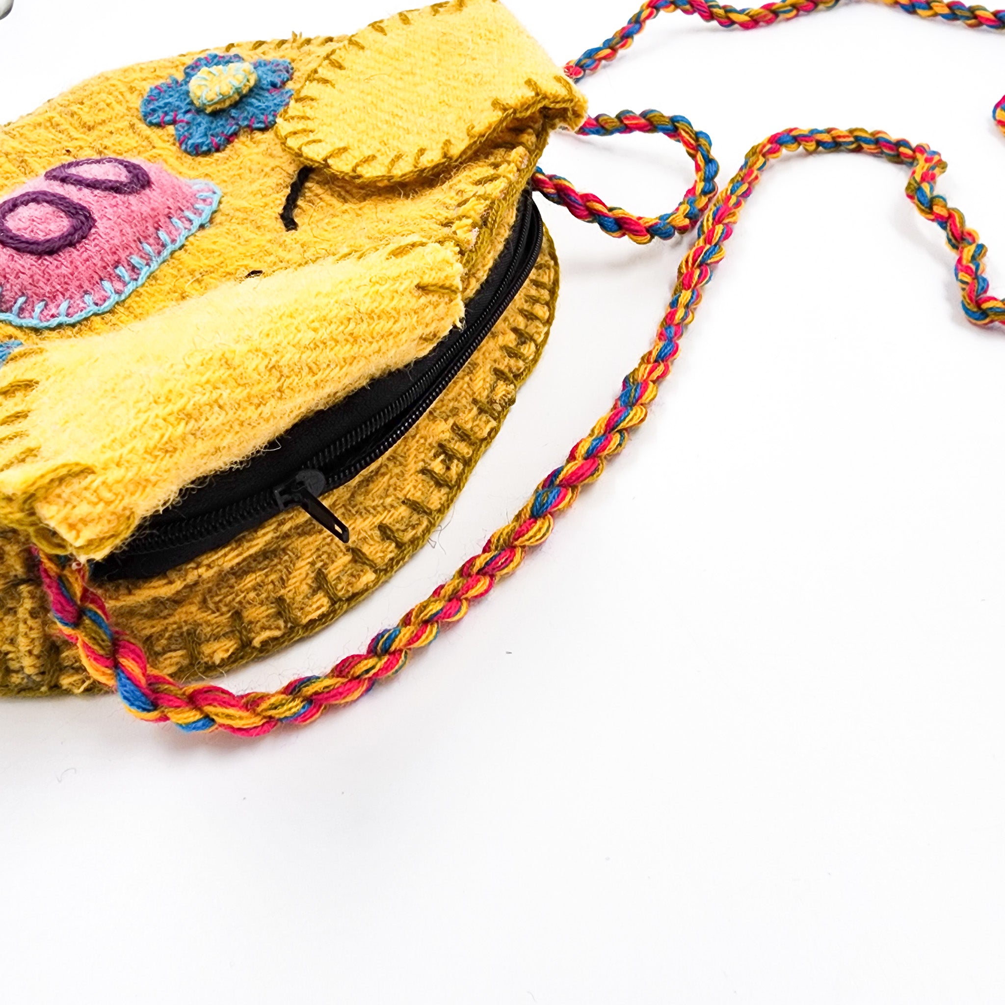 Bolsa Artesanal de Lana “Cochinito”