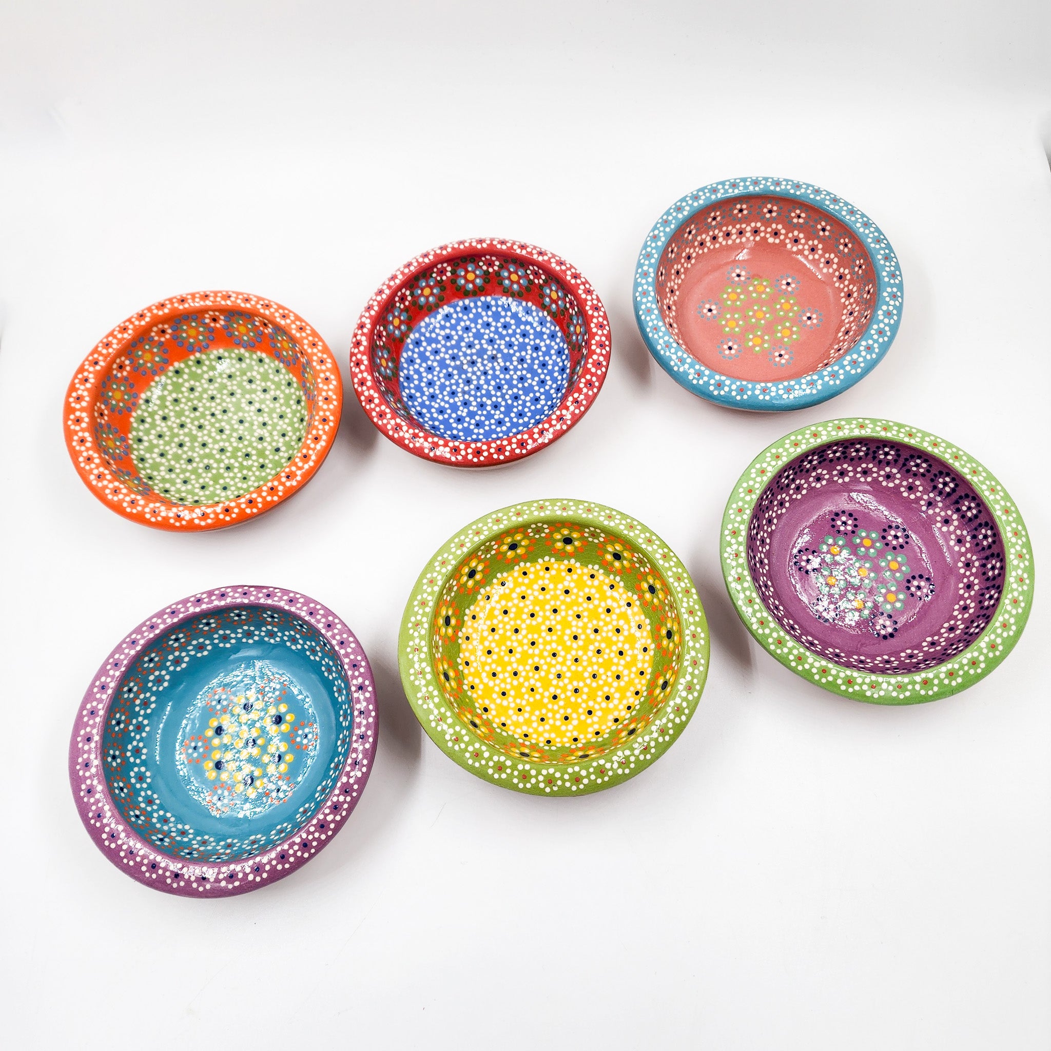 Strawberry-patterned clay snack bowl