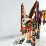 Burrito con alas de madera