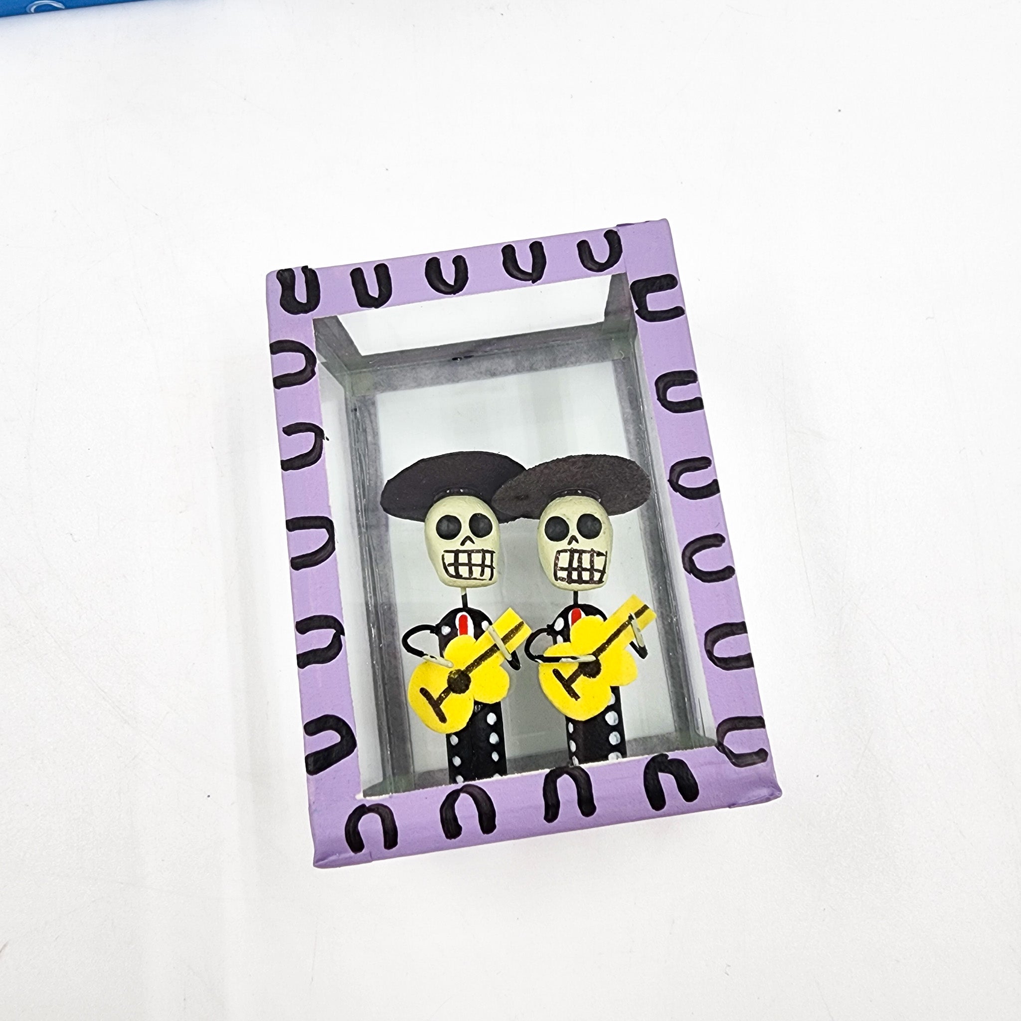 Couple skull box