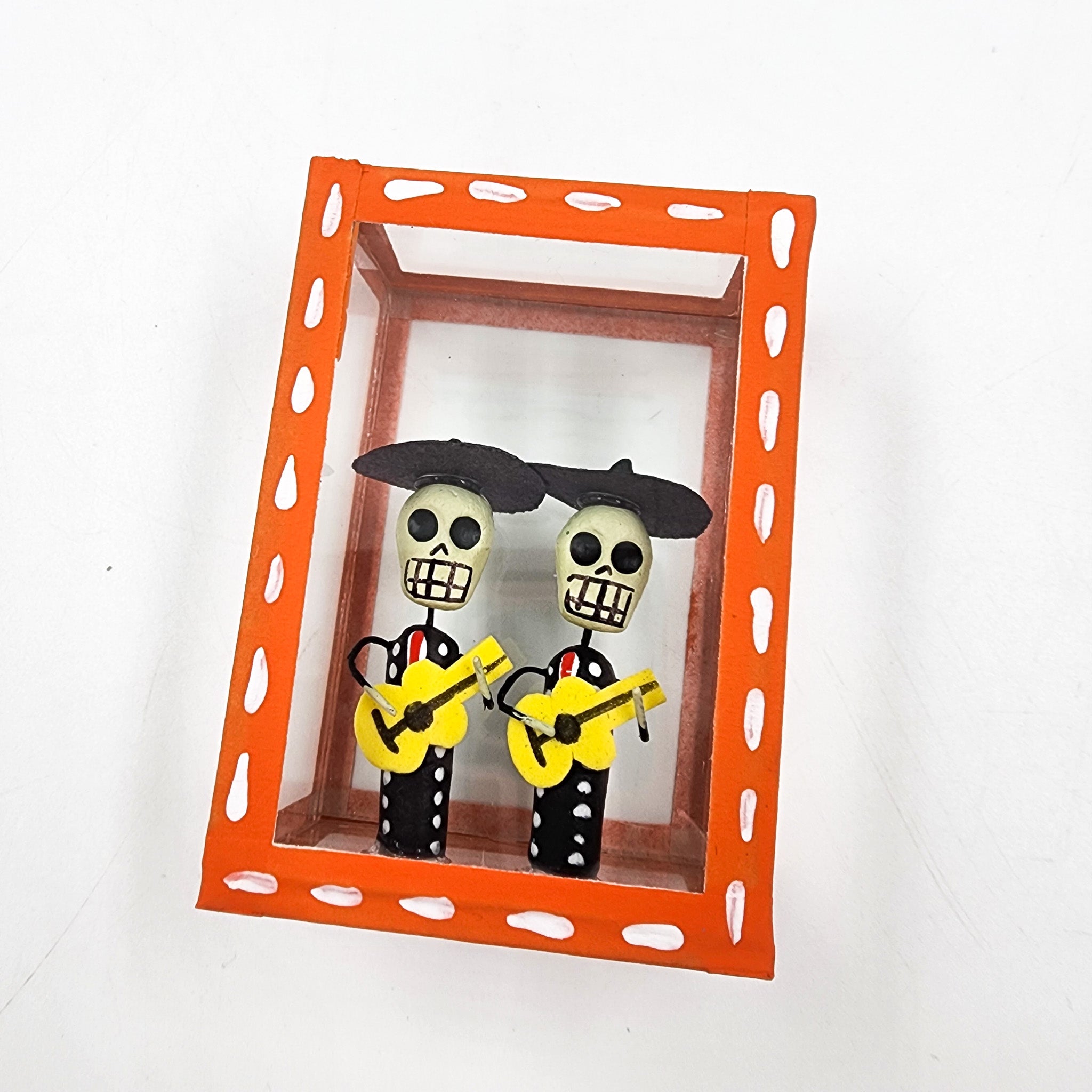 Couple skull box