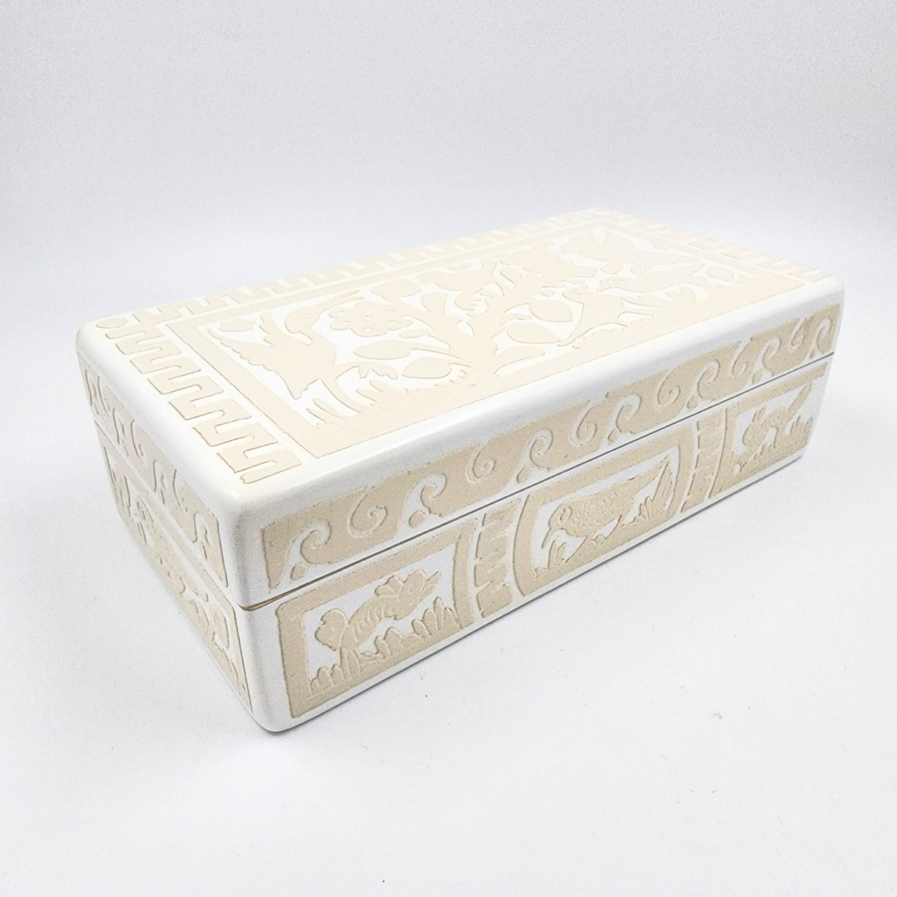 Caja rectangular de Olinalá