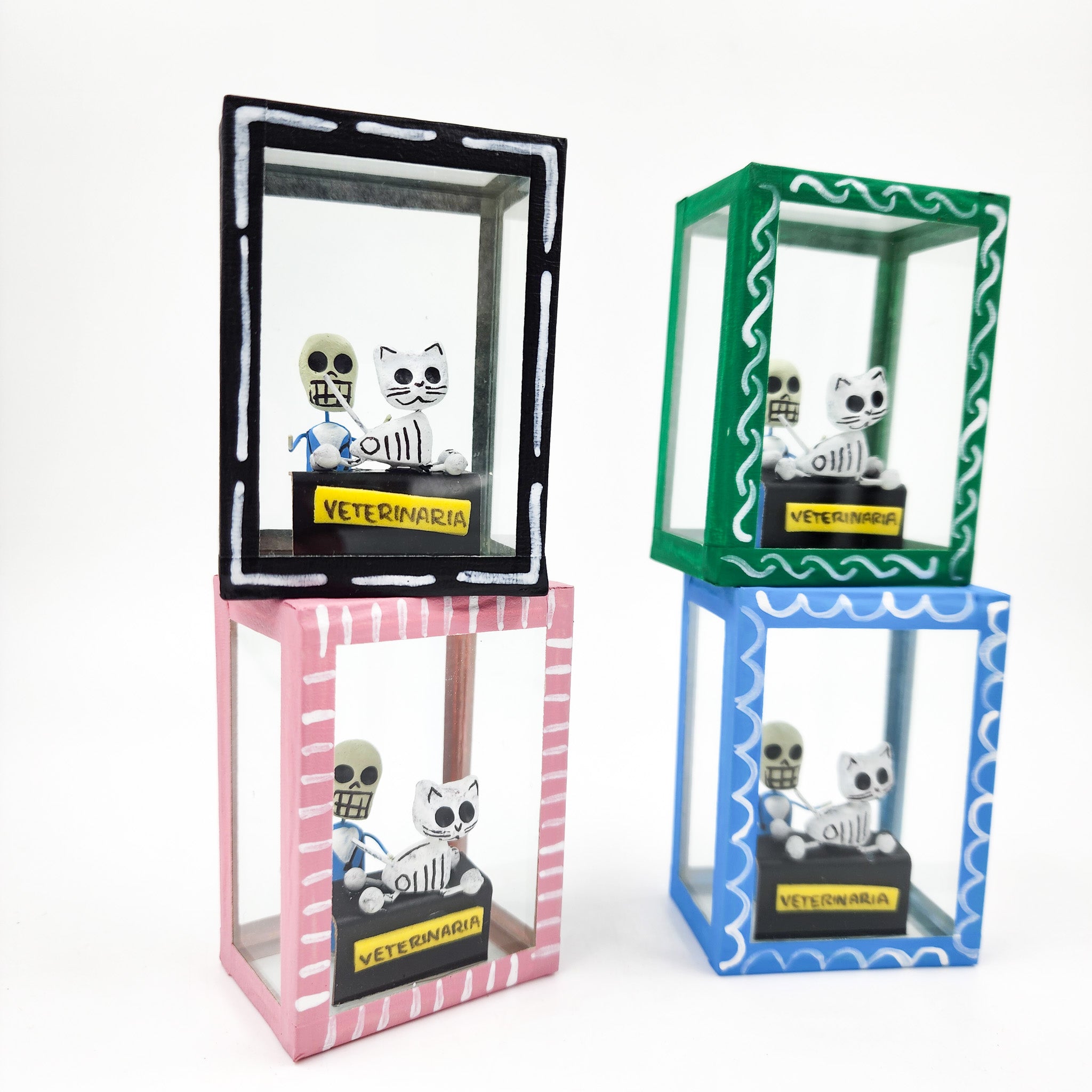 Cajita calaverita "La Veterinaria"