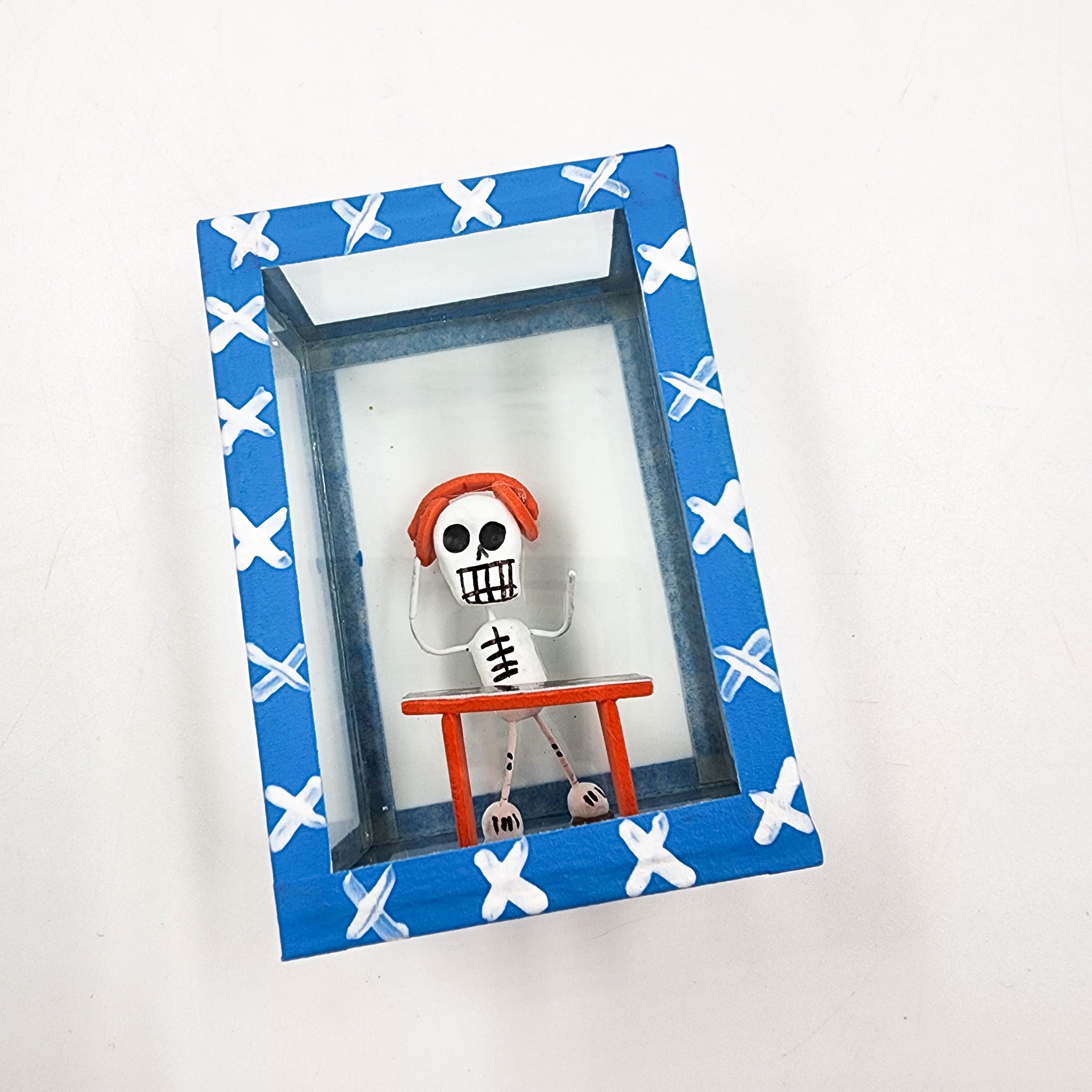 Couple skull box