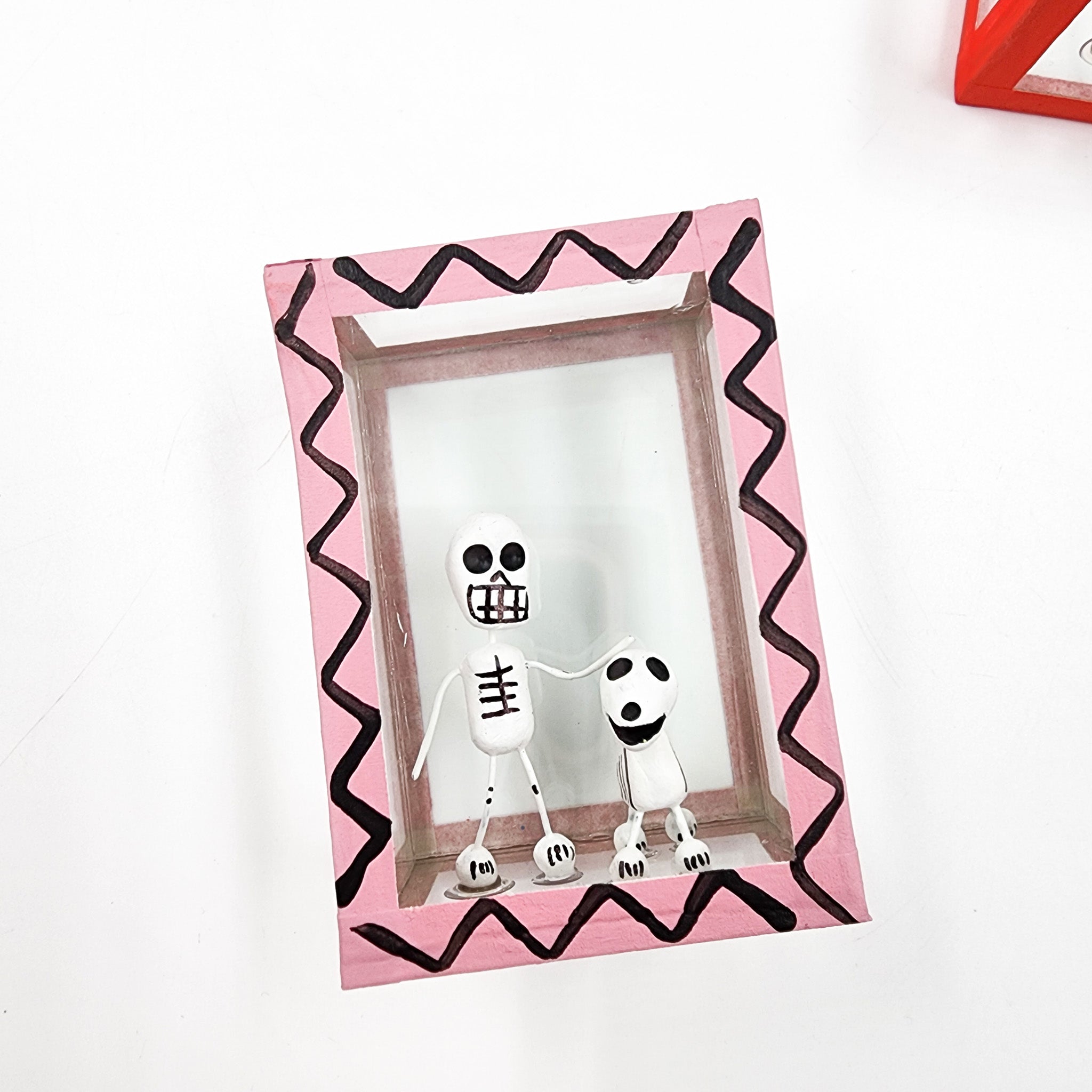 Couple skull box