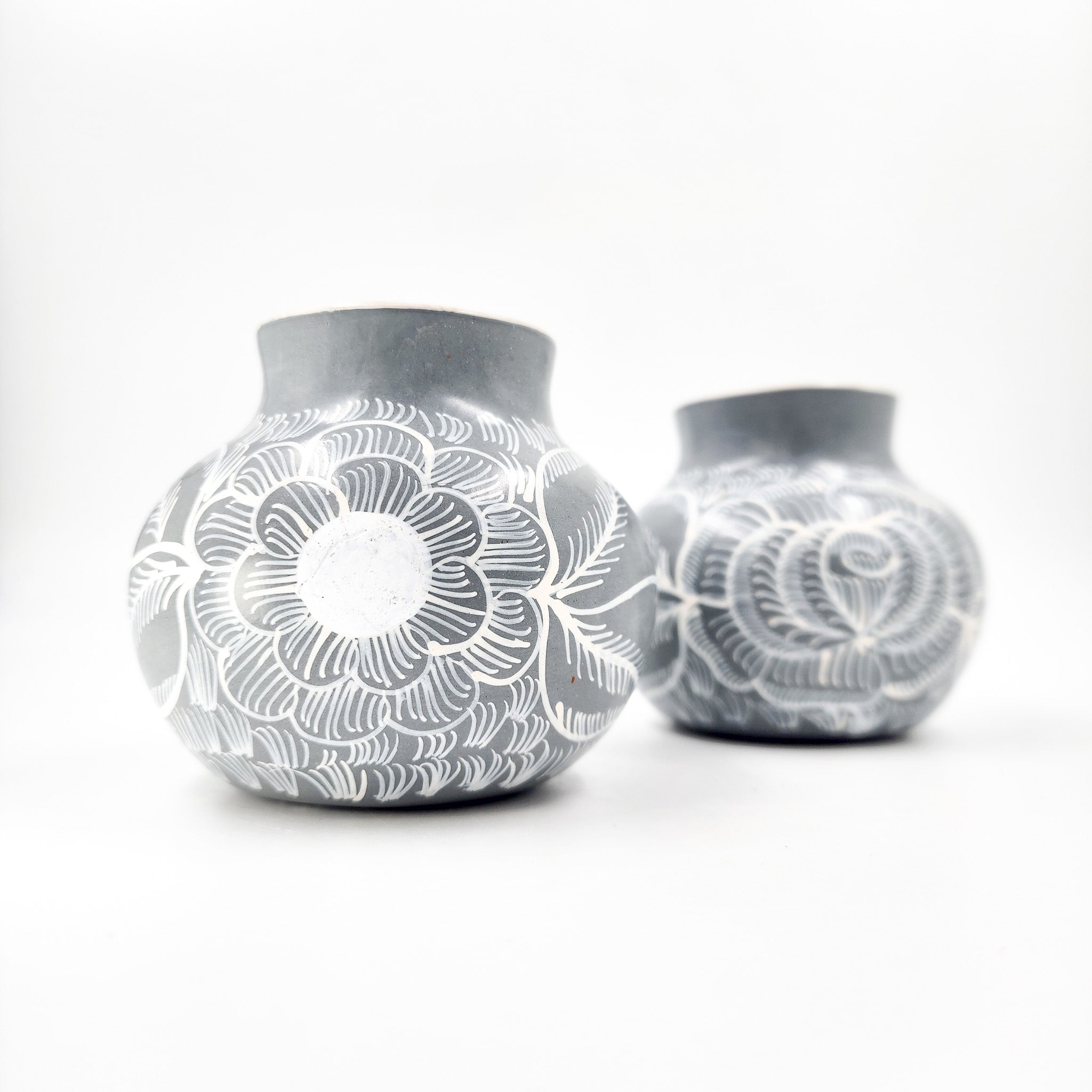 Burnished clay mini pitcher / vase